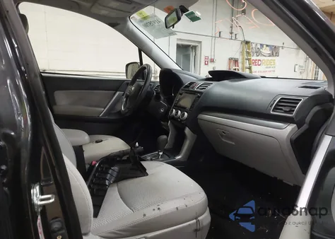 2016 Subaru Forester 2.5I Premium z USA, uszkodzony, nr VIN JF2SJADC1GH503470